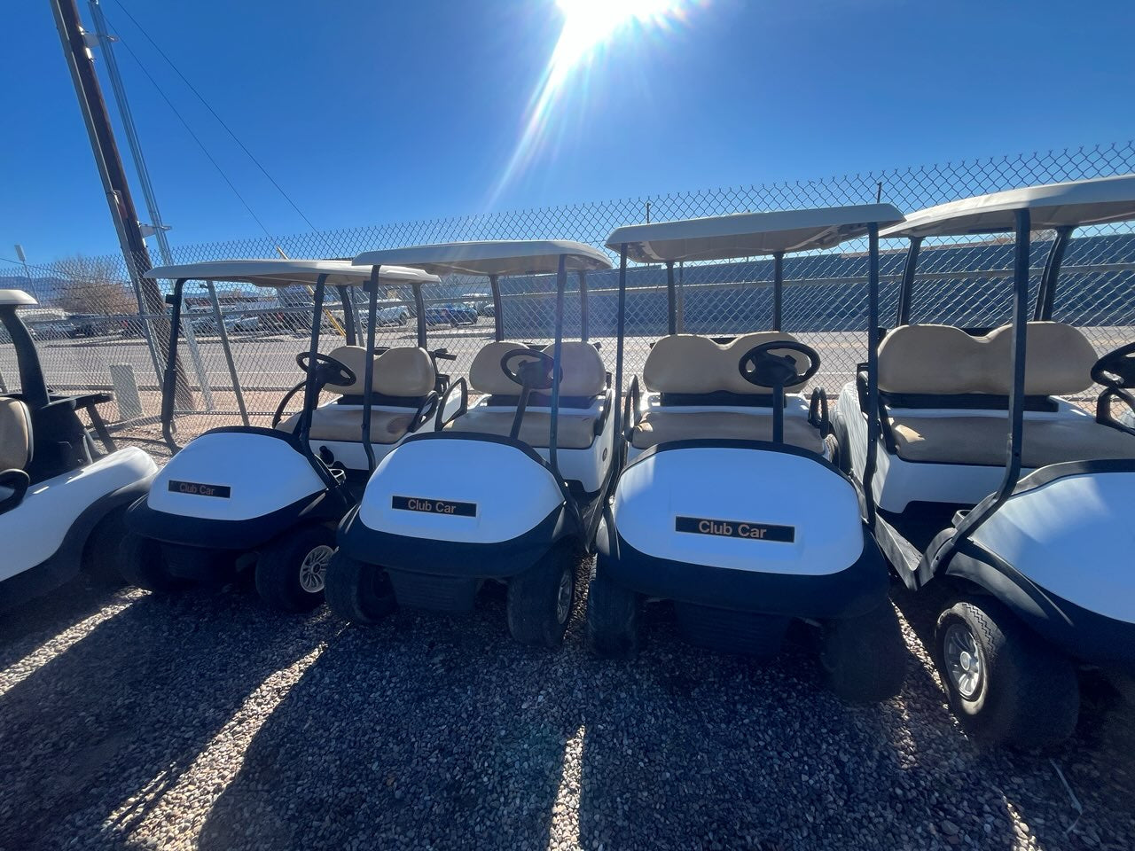 Club CarPrecedentGas EFIWhite