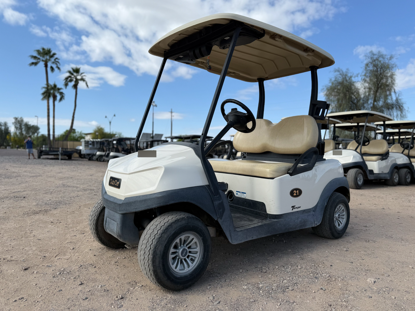 Club CarTempoElectricWhite