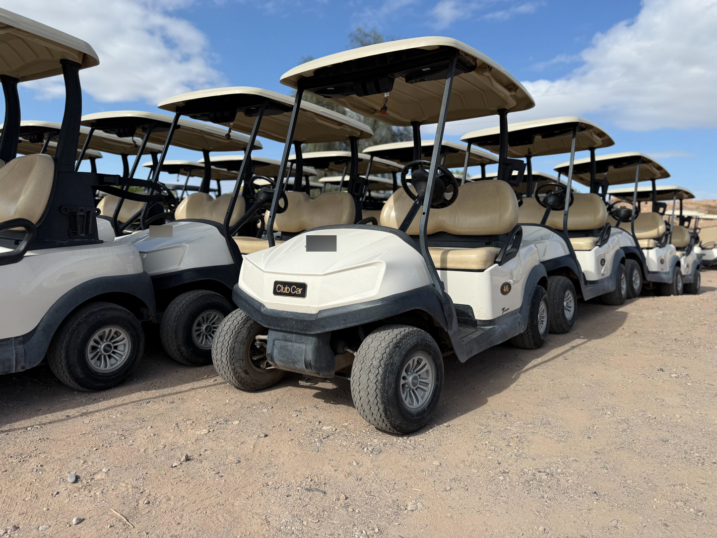 Club CarTempoElectricWhite