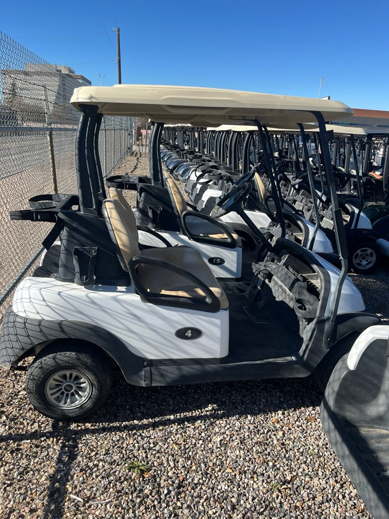 Club CarPrecedentGas EFIWhite